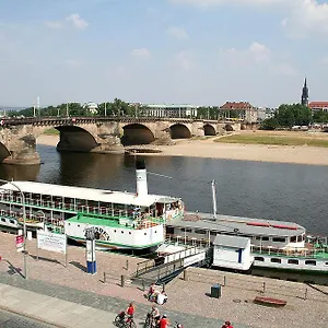 Schütze Apartment
